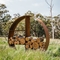 Rusty Circle Corten Çelik Yakacak Odun Rafı Daha Büyük Yuvarlak Yakacak Odun Tutacağı